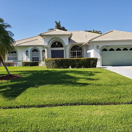 Our Beautiful Florida Vacation Home With Heated Pool Port St. Lucie Extérieur photo