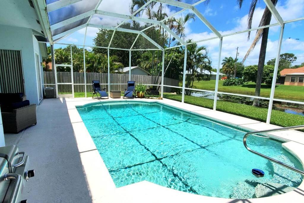 Our Beautiful Florida Vacation Home With Heated Pool Port St. Lucie Extérieur photo
