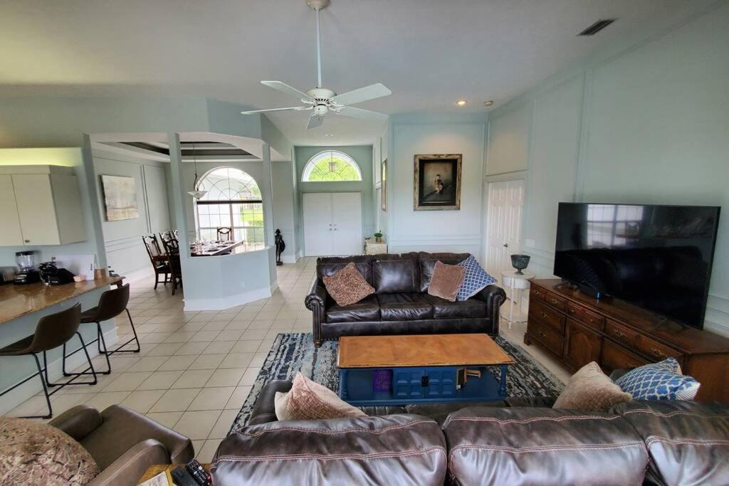 Our Beautiful Florida Vacation Home With Heated Pool Port St. Lucie Extérieur photo