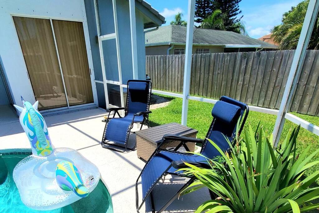 Our Beautiful Florida Vacation Home With Heated Pool Port St. Lucie Extérieur photo